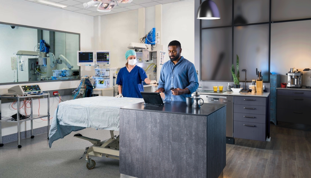 Surgeon training with app